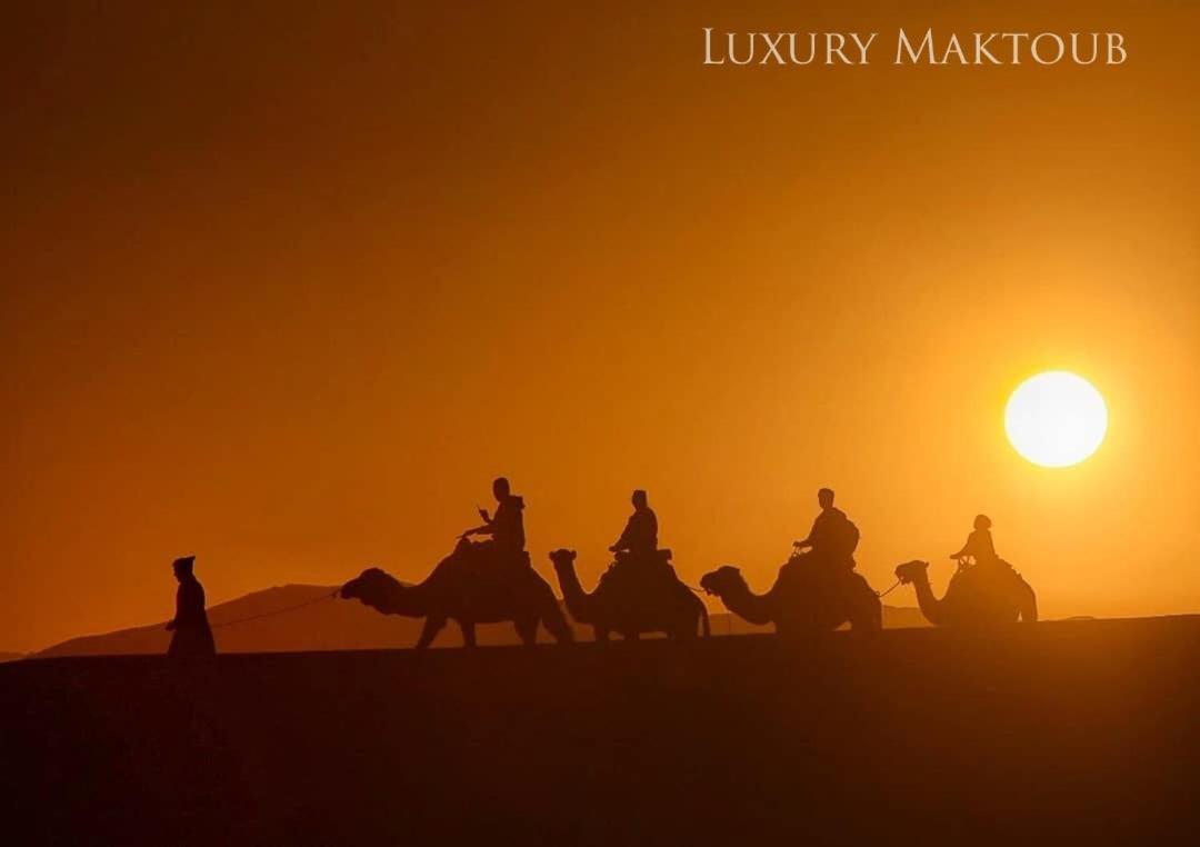 Luxury Maktoub 호텔 메르주가 외부 사진